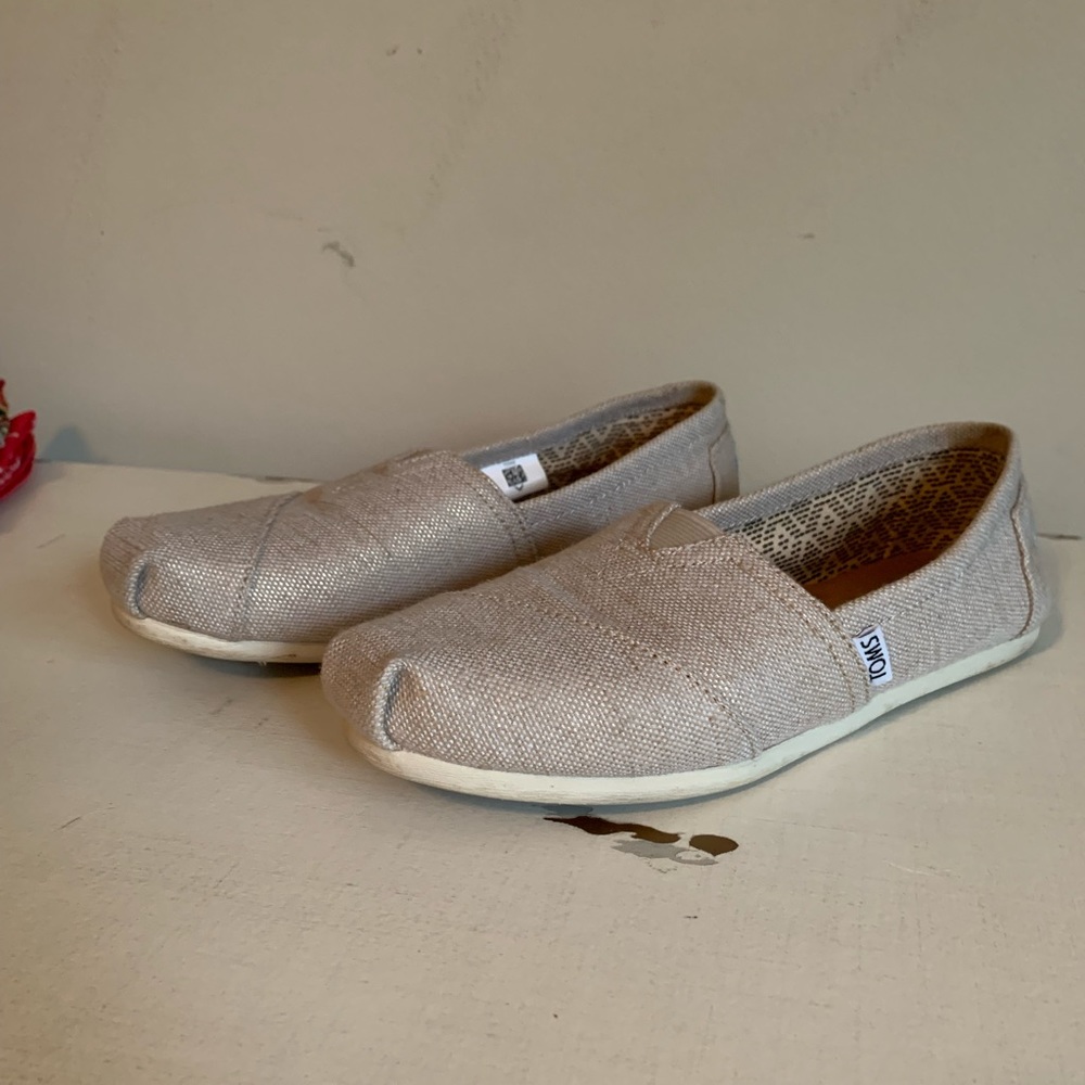 Tan Light Gold Toms